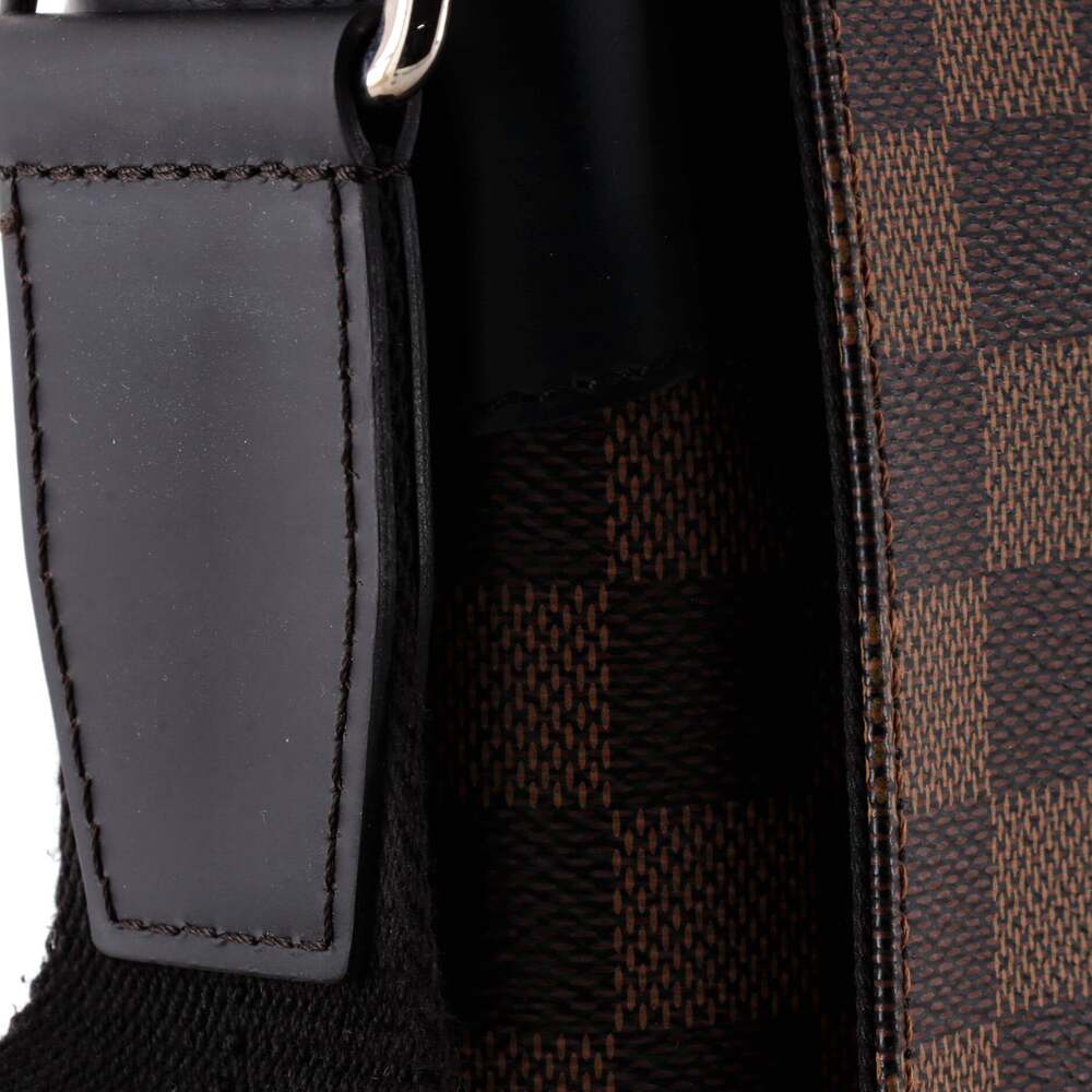 Louis Vuitton District Nm Messenger Bag #220949L11B - Picture 6 of 8